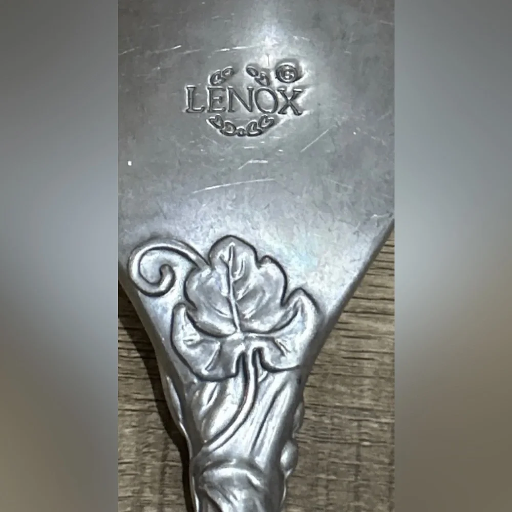 LENOX Serving Fork Grape Weave Serving Flatware 11” lightweight